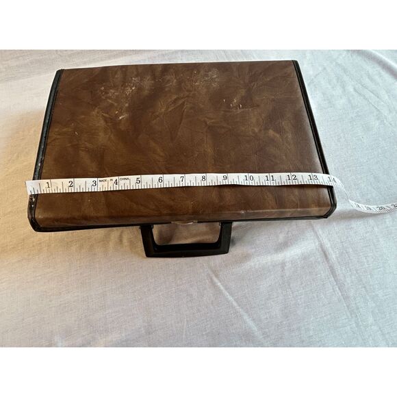 Classic Country 1970's/80's Cassette Tape Collection w/ Case, George Jones - Picture 8 of 14